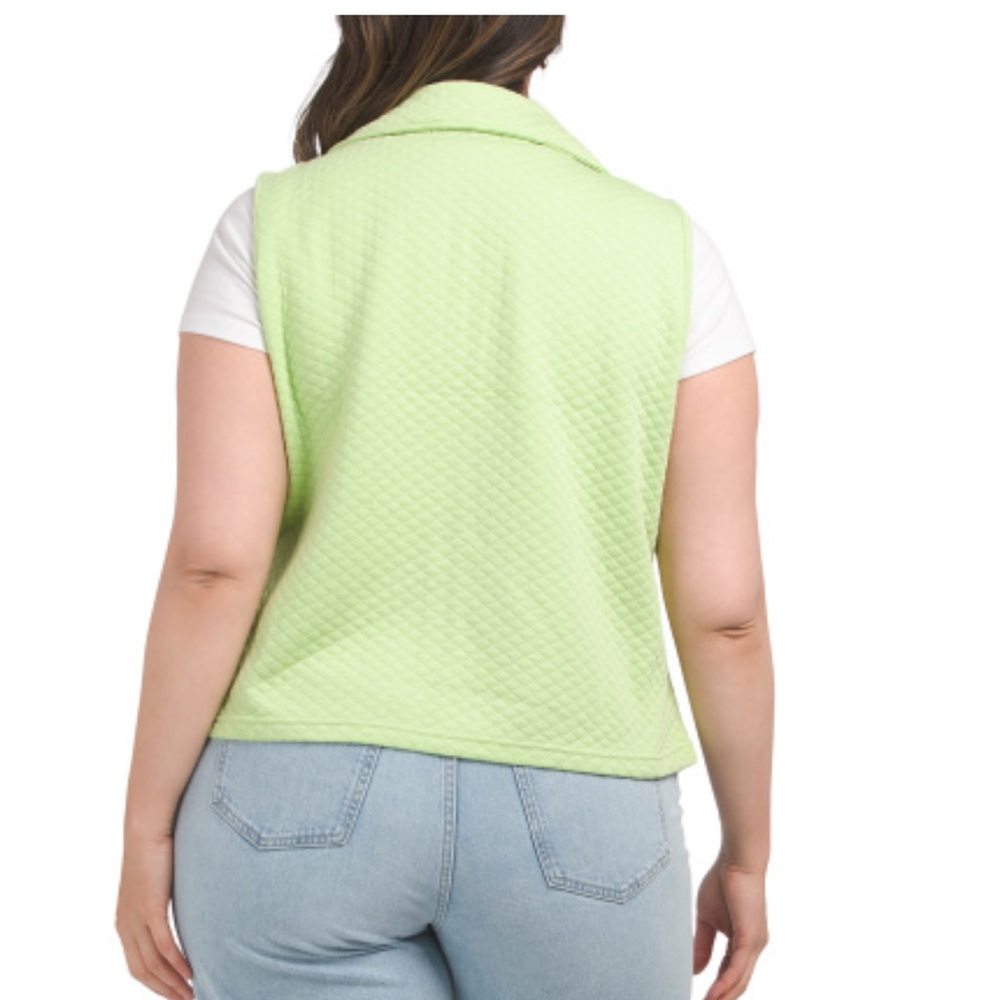 Onque Plus Size Textured Knit Vest - Picture 2 of 6